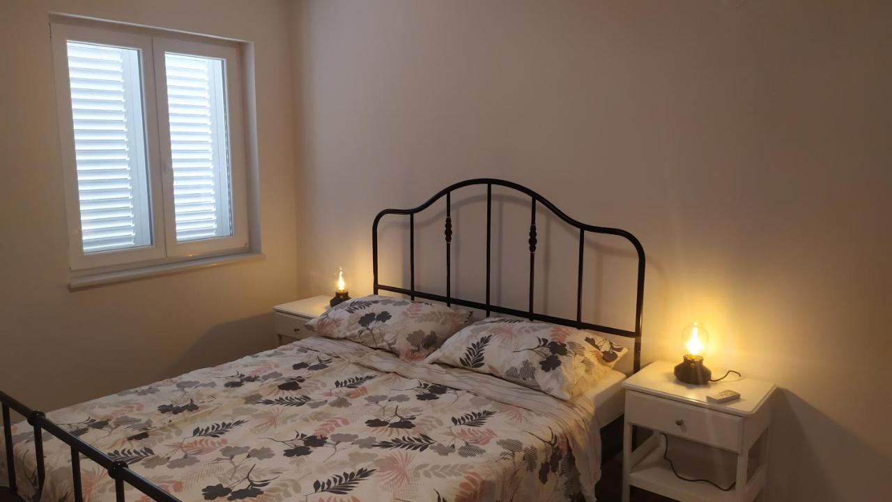 Apartment Ive Кърк Екстериор снимка