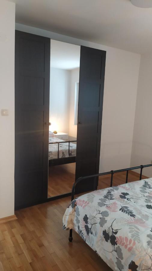 Apartment Ive Кърк Екстериор снимка