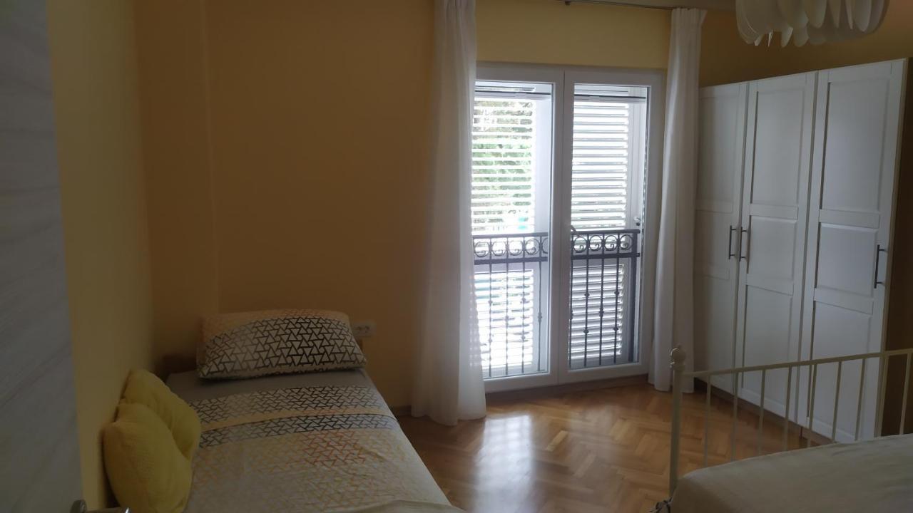 Apartment Ive Кърк Екстериор снимка